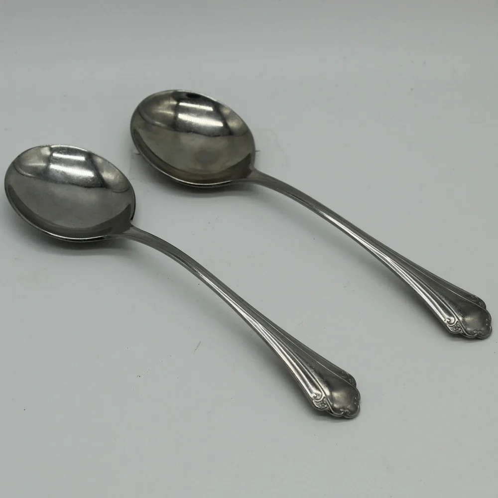 Oneida Soup Spoons Set of 2 Silver 6.75in Good Floral Scroll Stainless Flatware